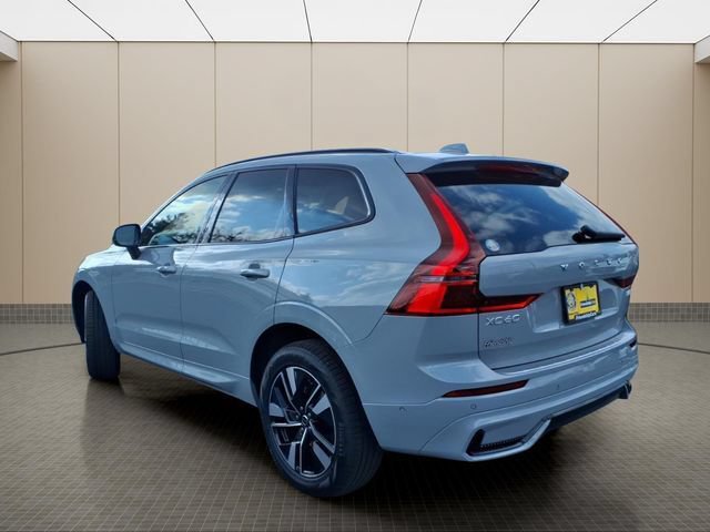 New 2026 Volvo XC60 B5 Plus w/ Protection Package Premier AWD/4WD image 7