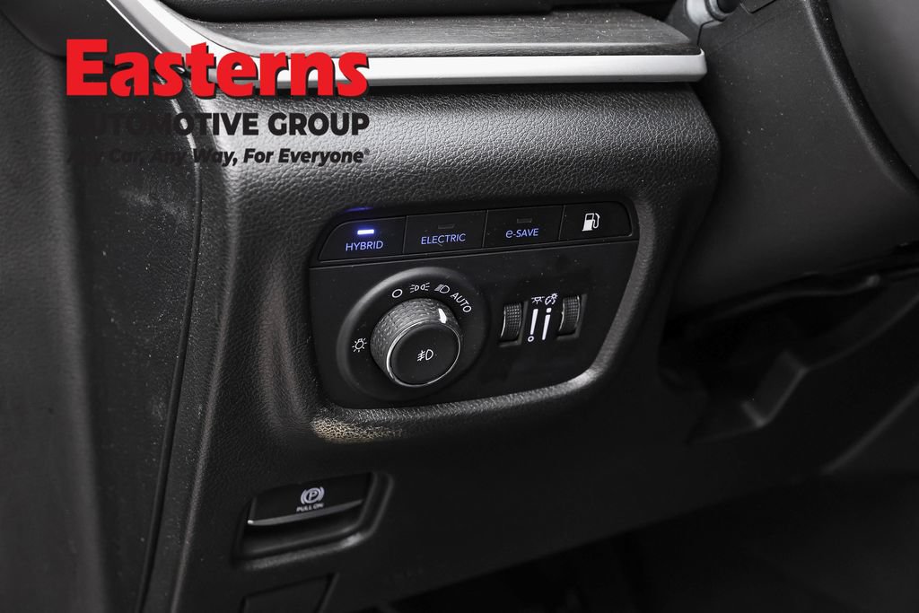 Used 2024 Jeep Grand Cherokee Limited 4xe AWD/4WD image 24