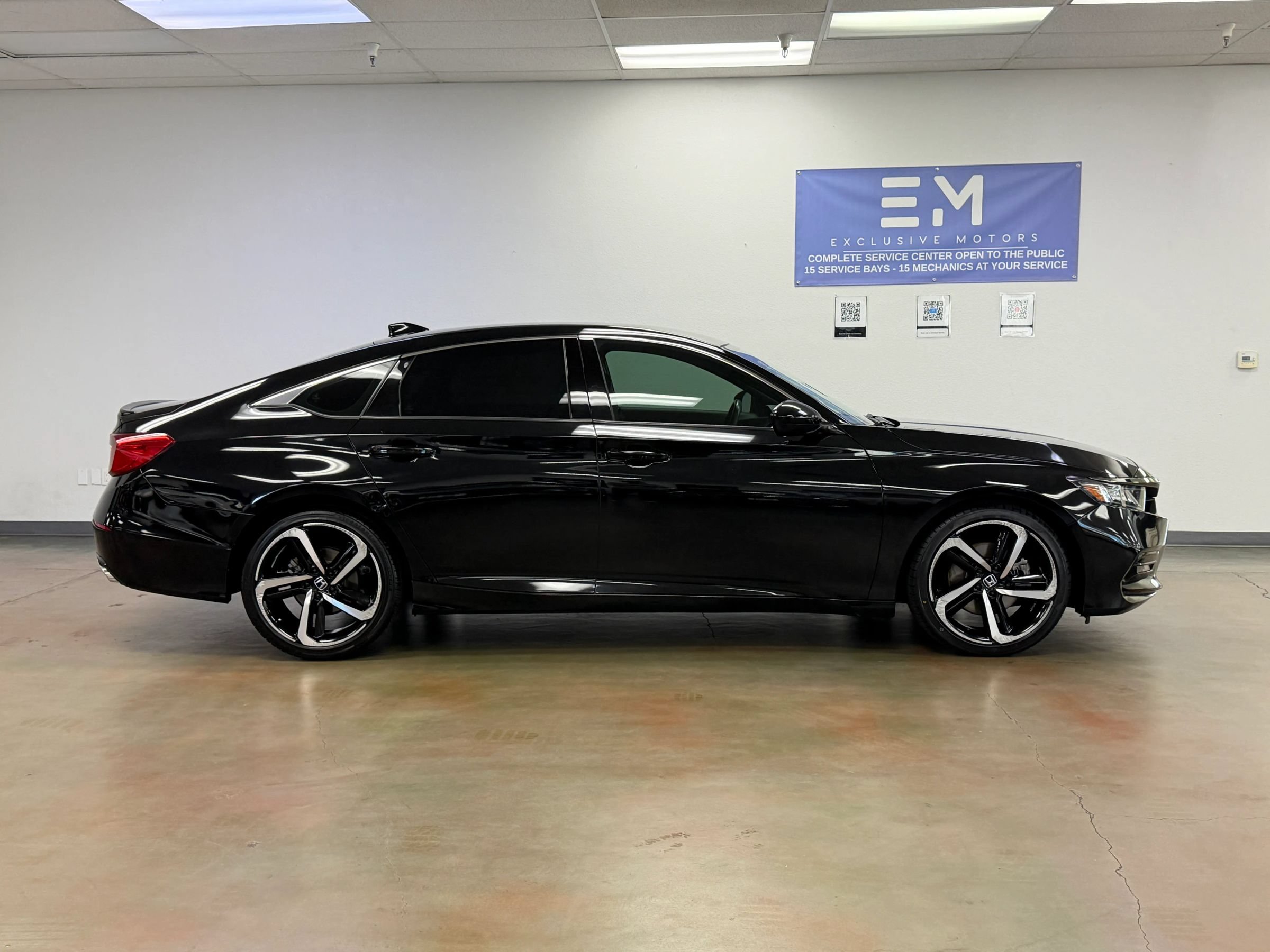 Used 2019 Honda Accord Sport image 5