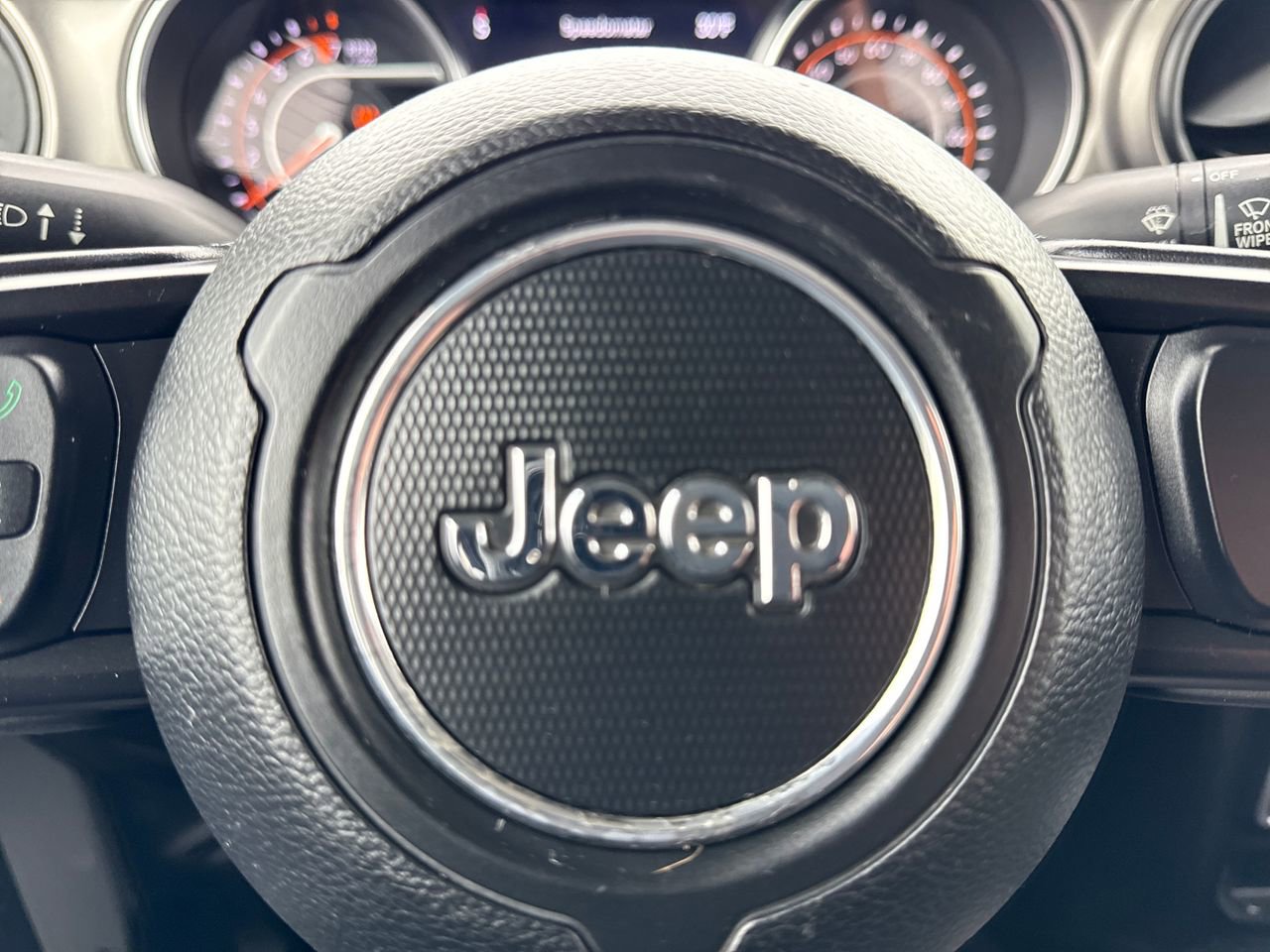 Used 2020 Jeep Gladiator Sport w/ Quick Order Package 24S image 27