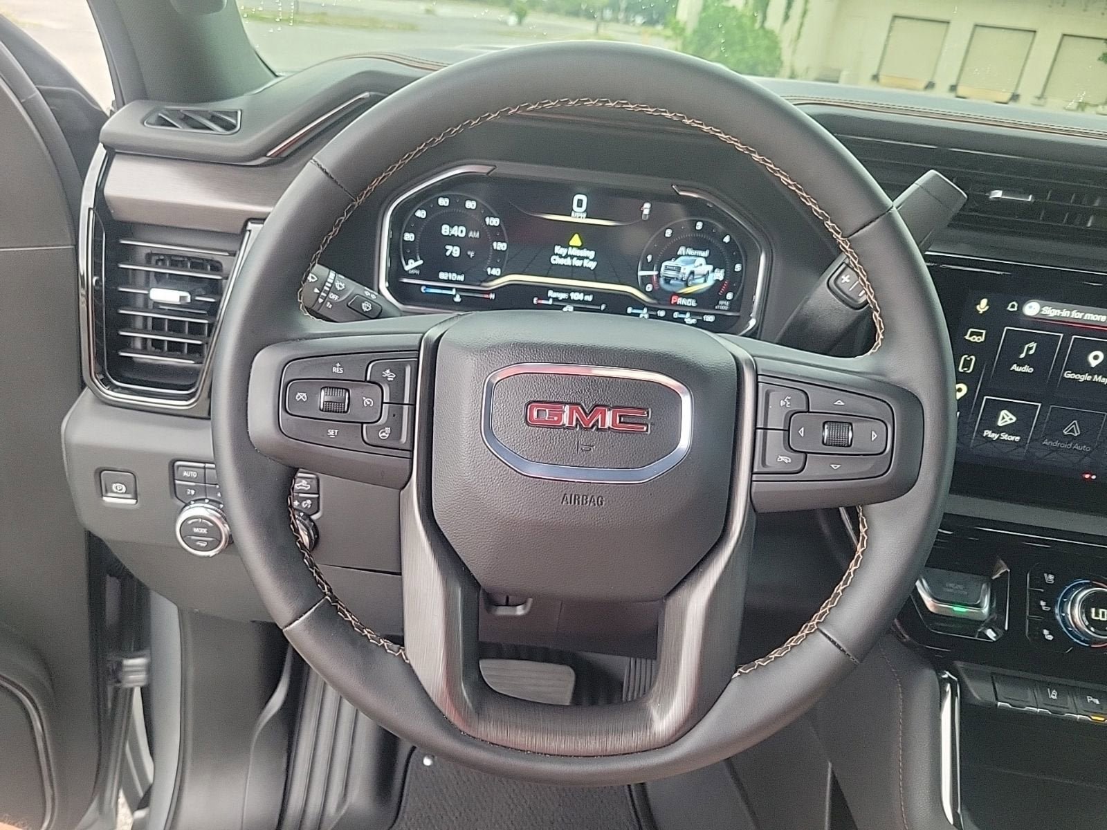 Used 2025 GMC Sierra 2500 AT4 w/ Technology Package AWD/4WD image 24