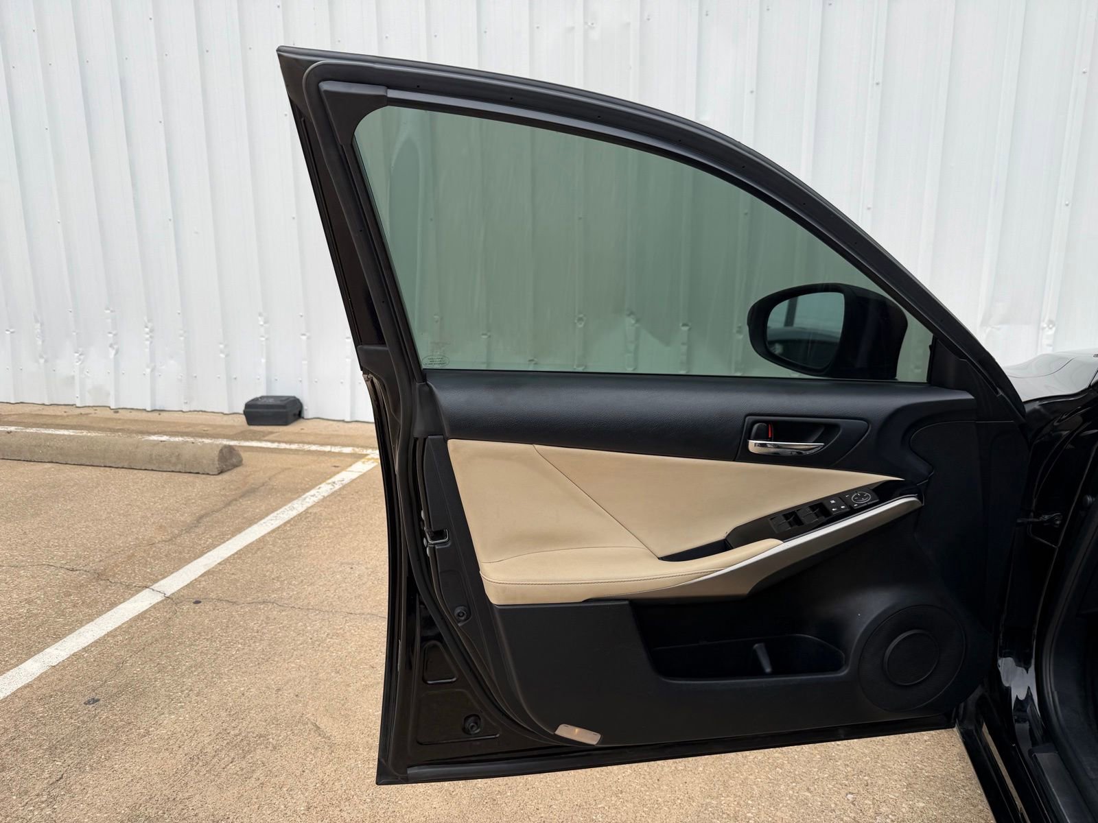 Used 2016 Lexus IS 200t RWD image 20