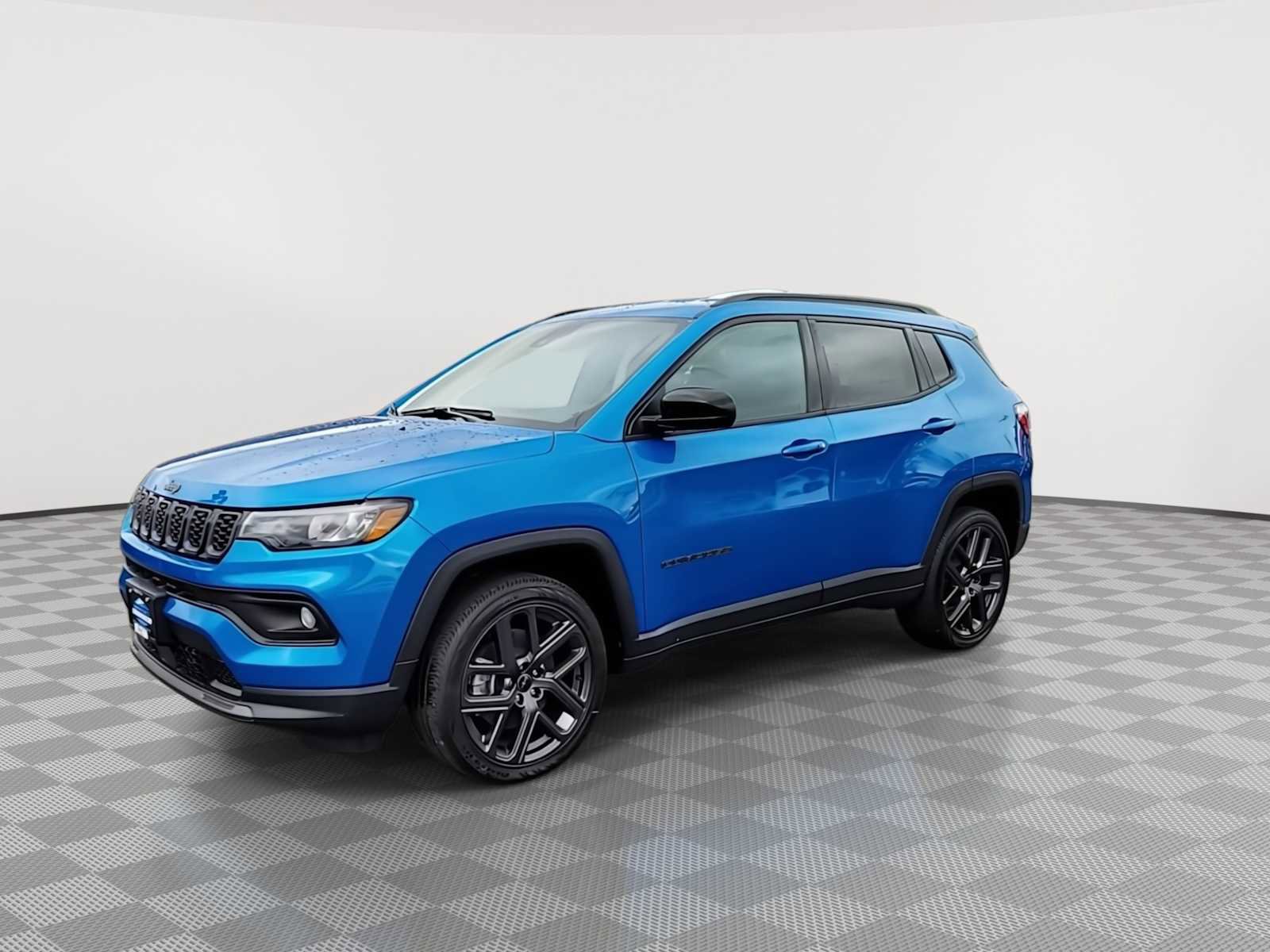 New 2026 Jeep Compass Latitude image 4