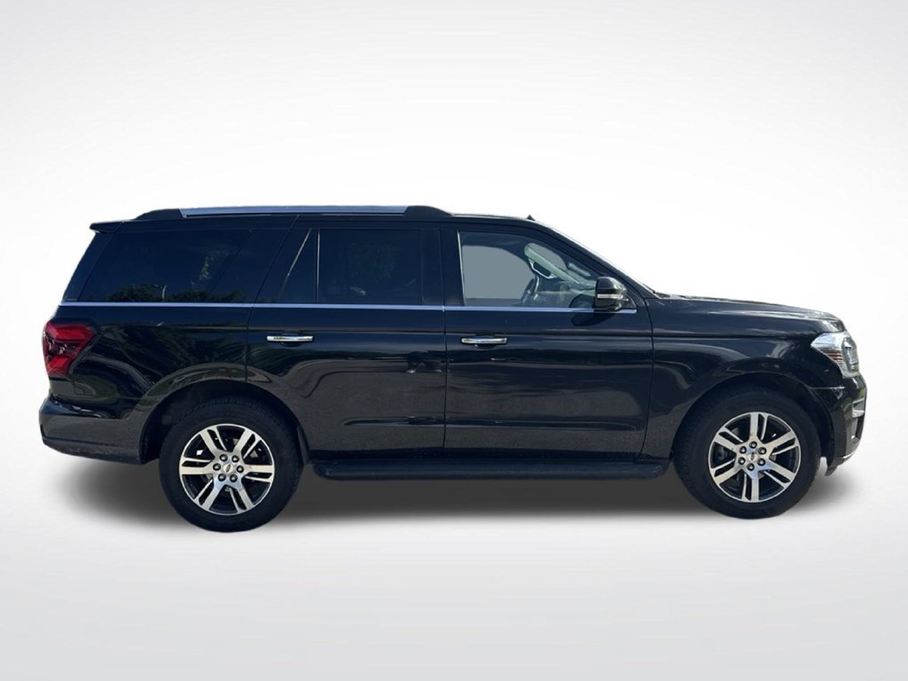 Used 2024 Ford Expedition Limited RWD image 4