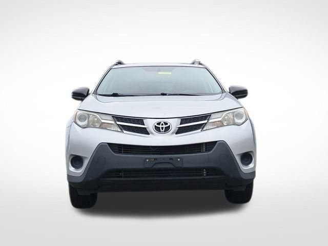 Used 2015 Toyota RAV4 LE image 14