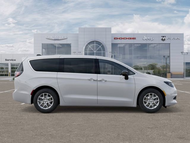 New 2025 Chrysler Voyager LX image 21