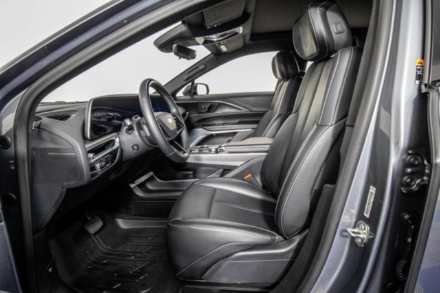 Used 2023 Cadillac Lyriq 2WD image 7