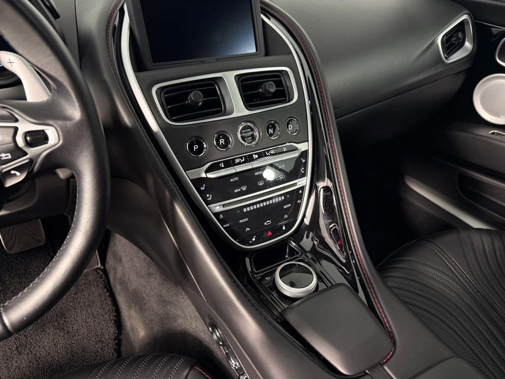 Used 2018 Aston Martin DB11 V12 image 23