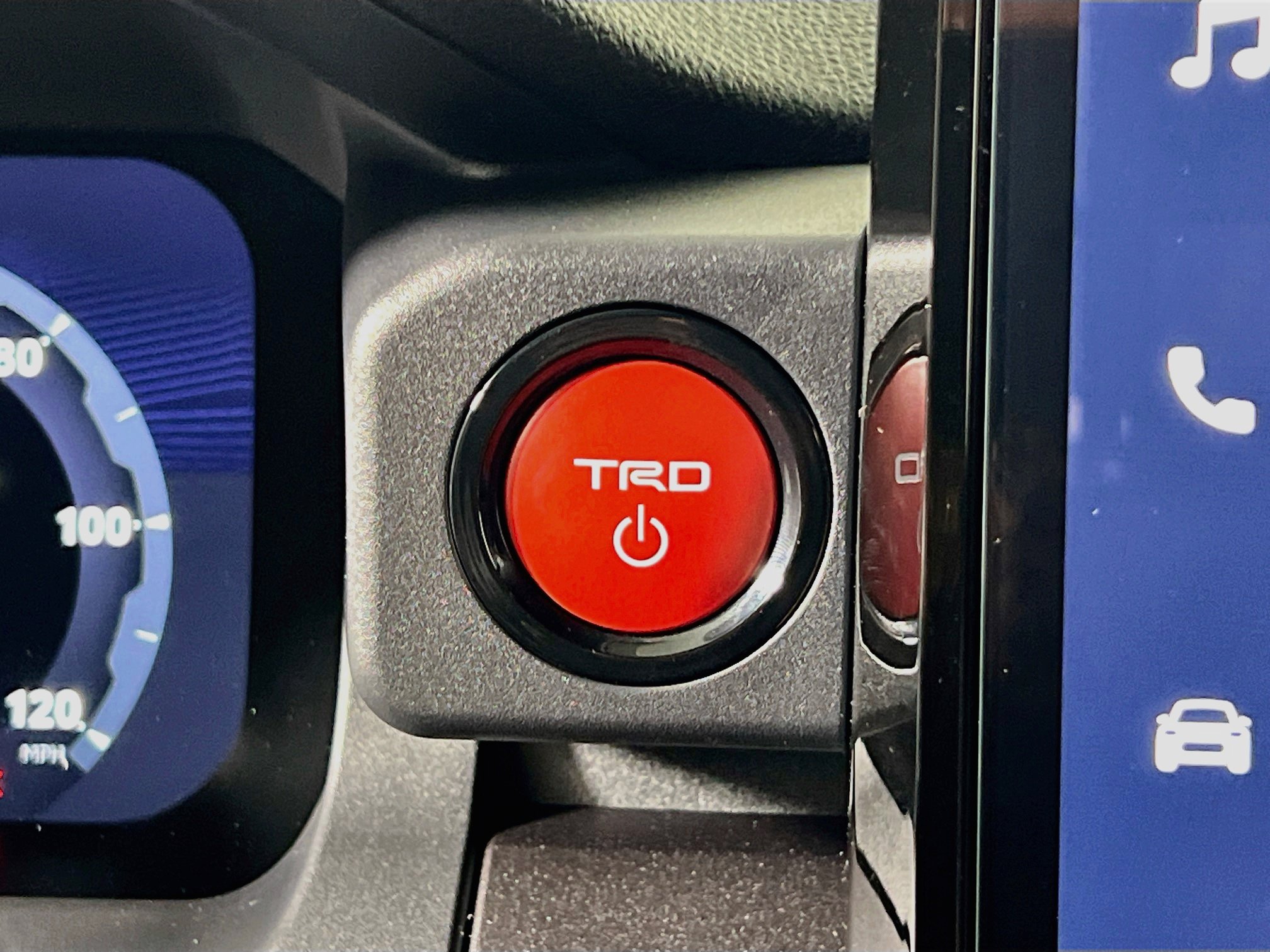 New 2026 Toyota 4Runner TRD Off-Road Premium AWD/4WD image 23