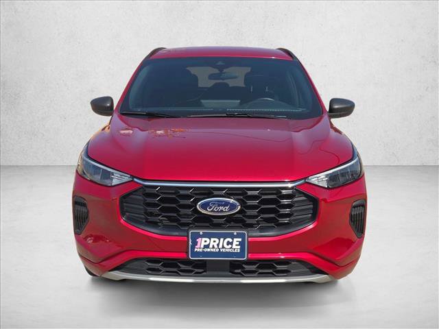 Used 2023 Ford Escape ST-Line w/ Tech Pack #1 FWD image 2
