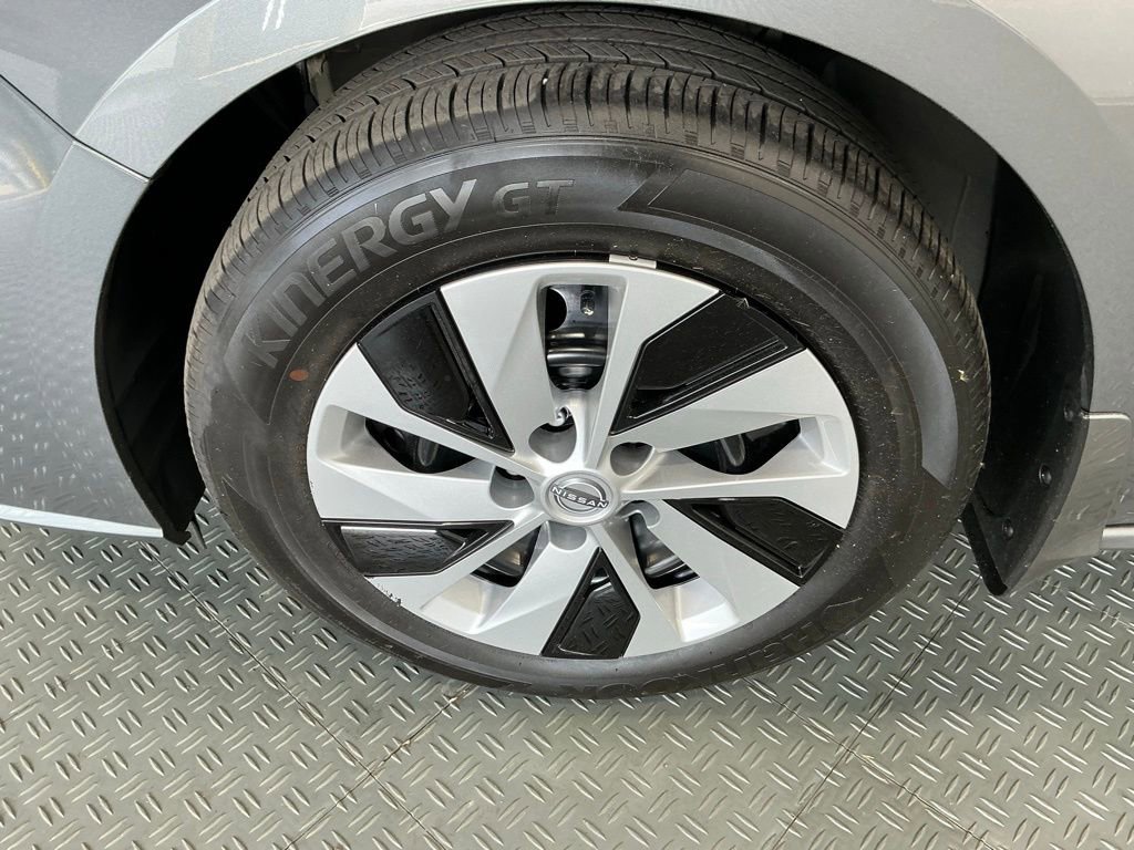 Used 2025 Nissan Altima 2.5 S FWD image 36
