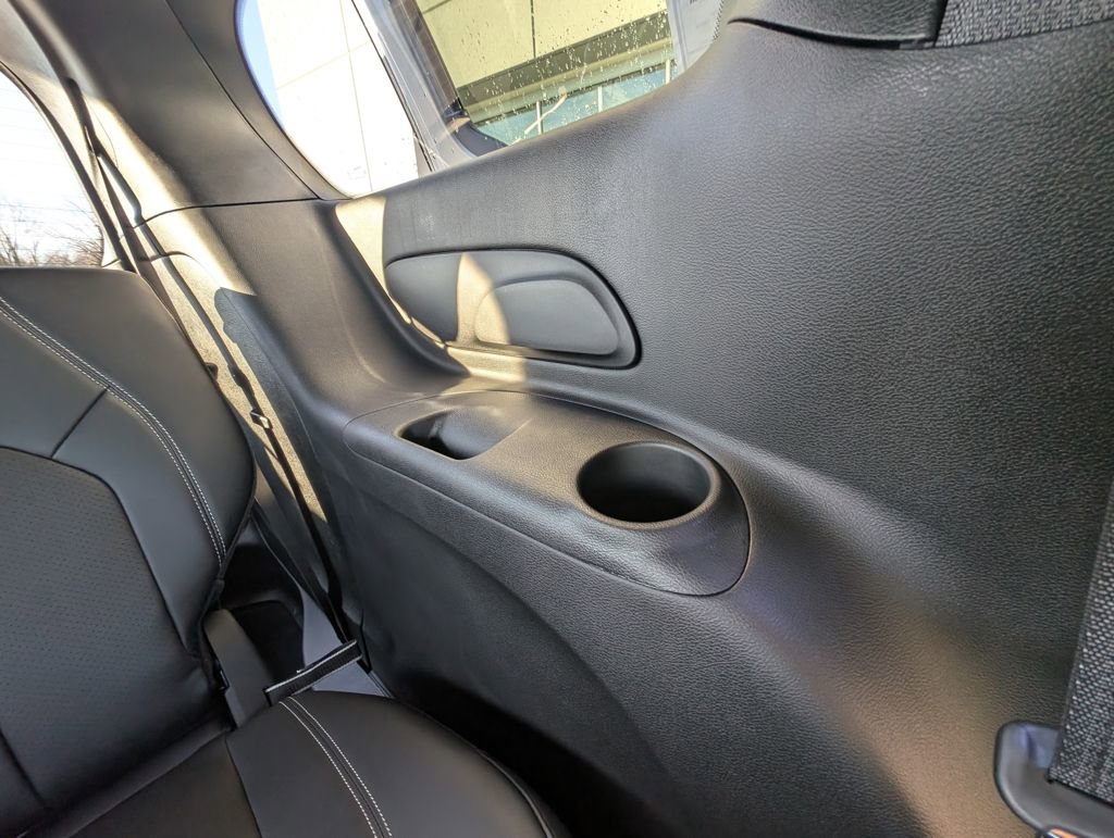 New 2026 Chrysler Pacifica Select image 32