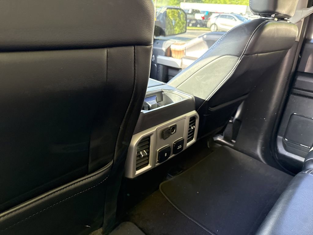 Used 2019 Ford F150 Lariat w/ Trailer Tow Package RWD image 20