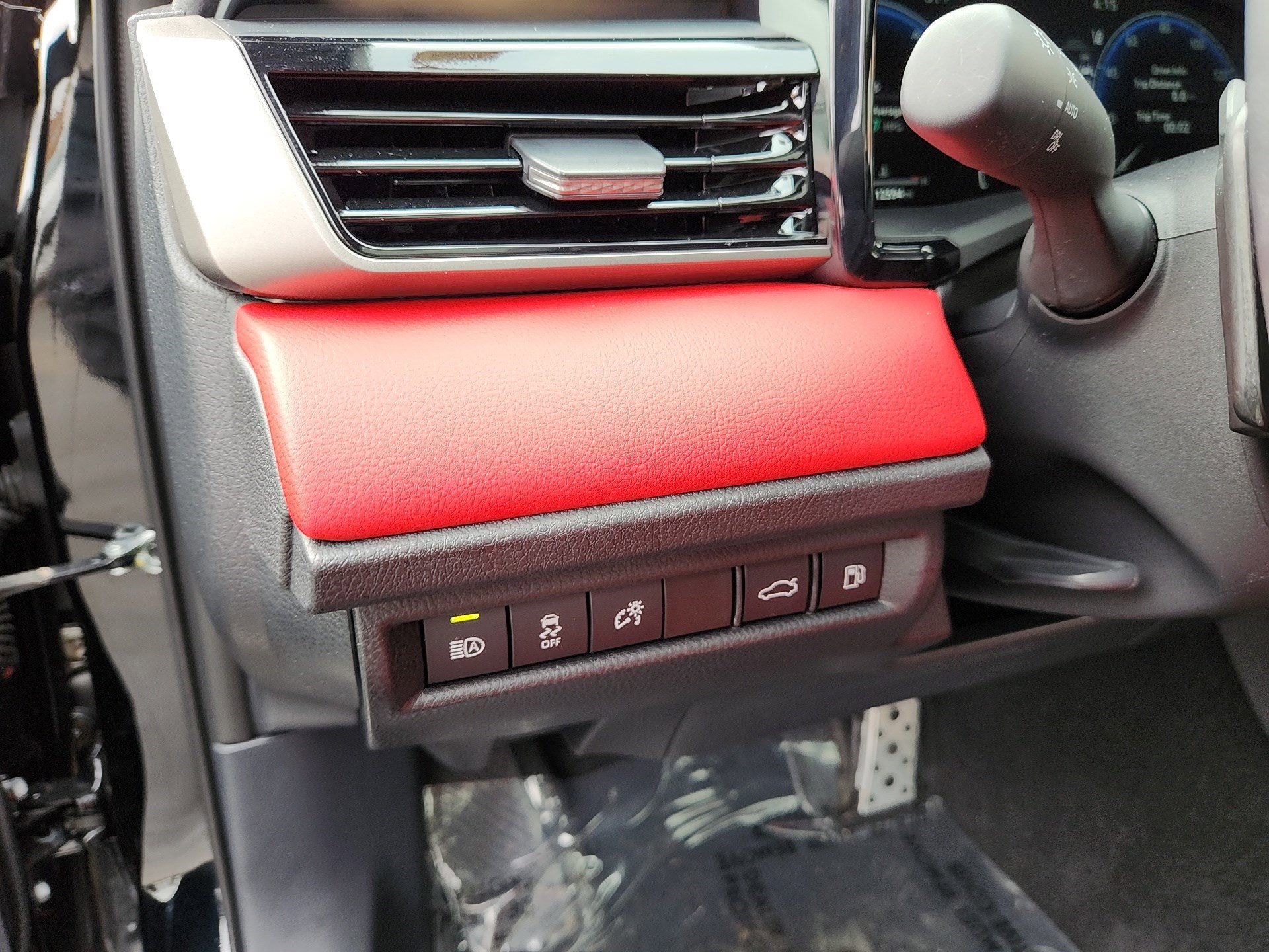 Certified 2025 Toyota Camry XSE image 12