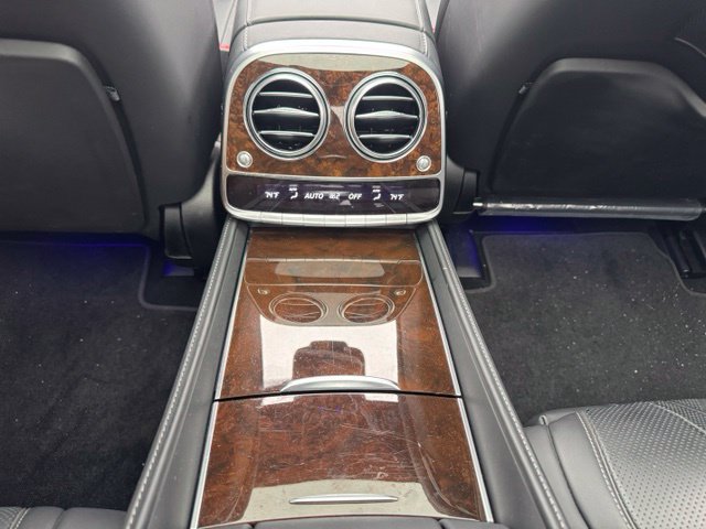 Used 2015 Mercedes-Benz S 600 image 25