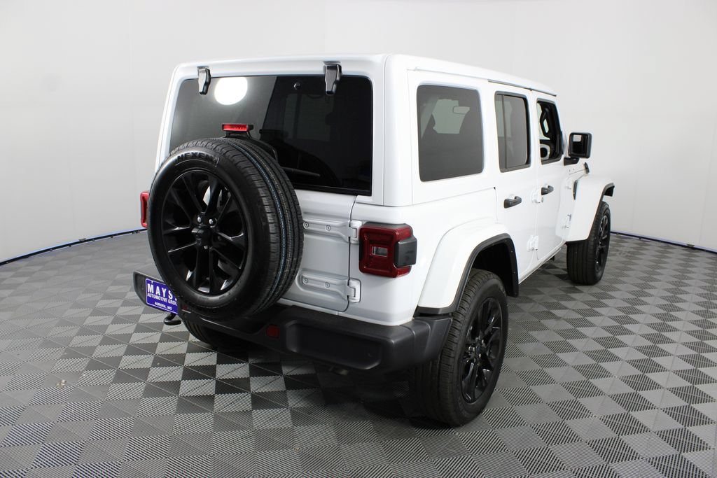Used 2025 Jeep Wrangler Unlimited Sahara w/ Safety Group AWD/4WD image 23