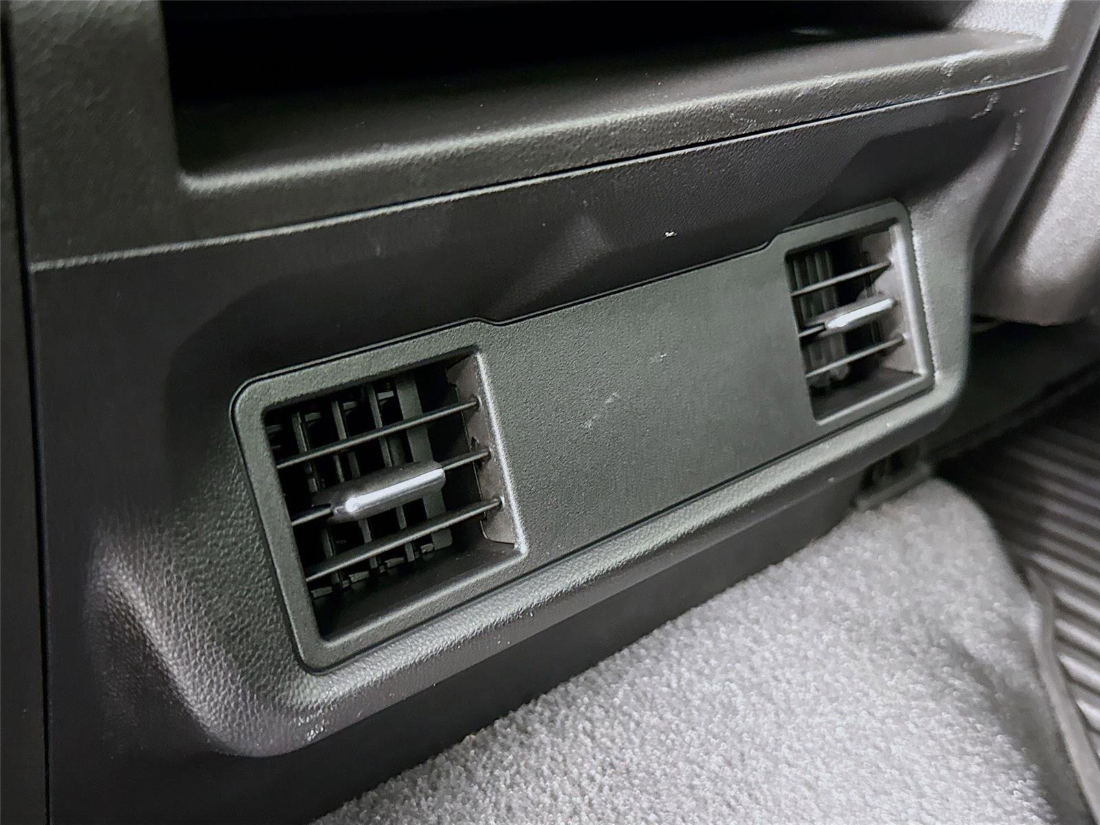 Used 2022 Chevrolet Silverado 2500 Custom w/ Custom Value Package image 23