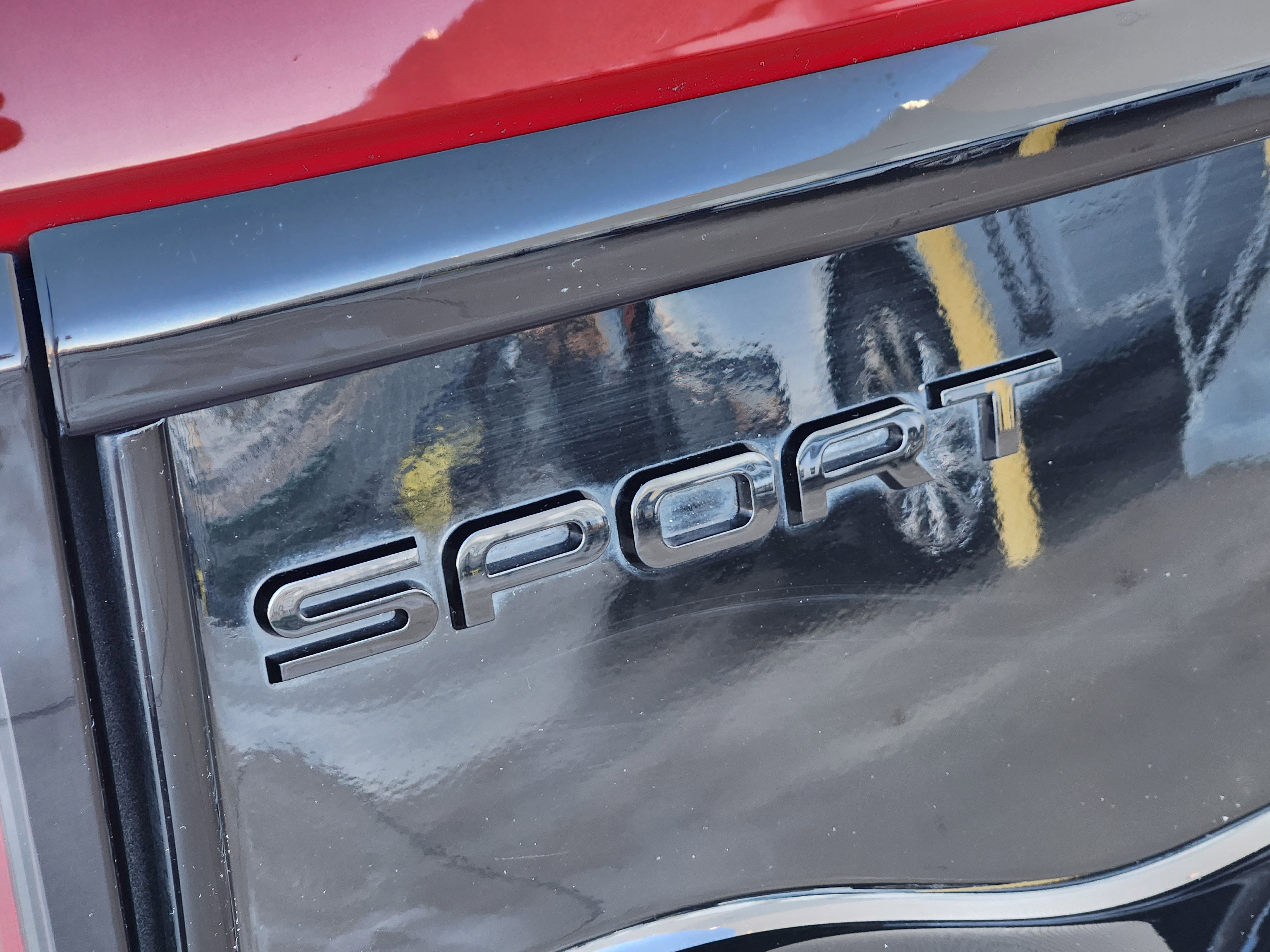 Used 2023 Land Rover Discovery Sport S R-Dynamic image 10