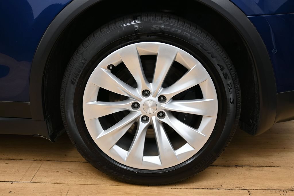 Used 2020 Tesla Model X Long Range AWD/4WD image 35