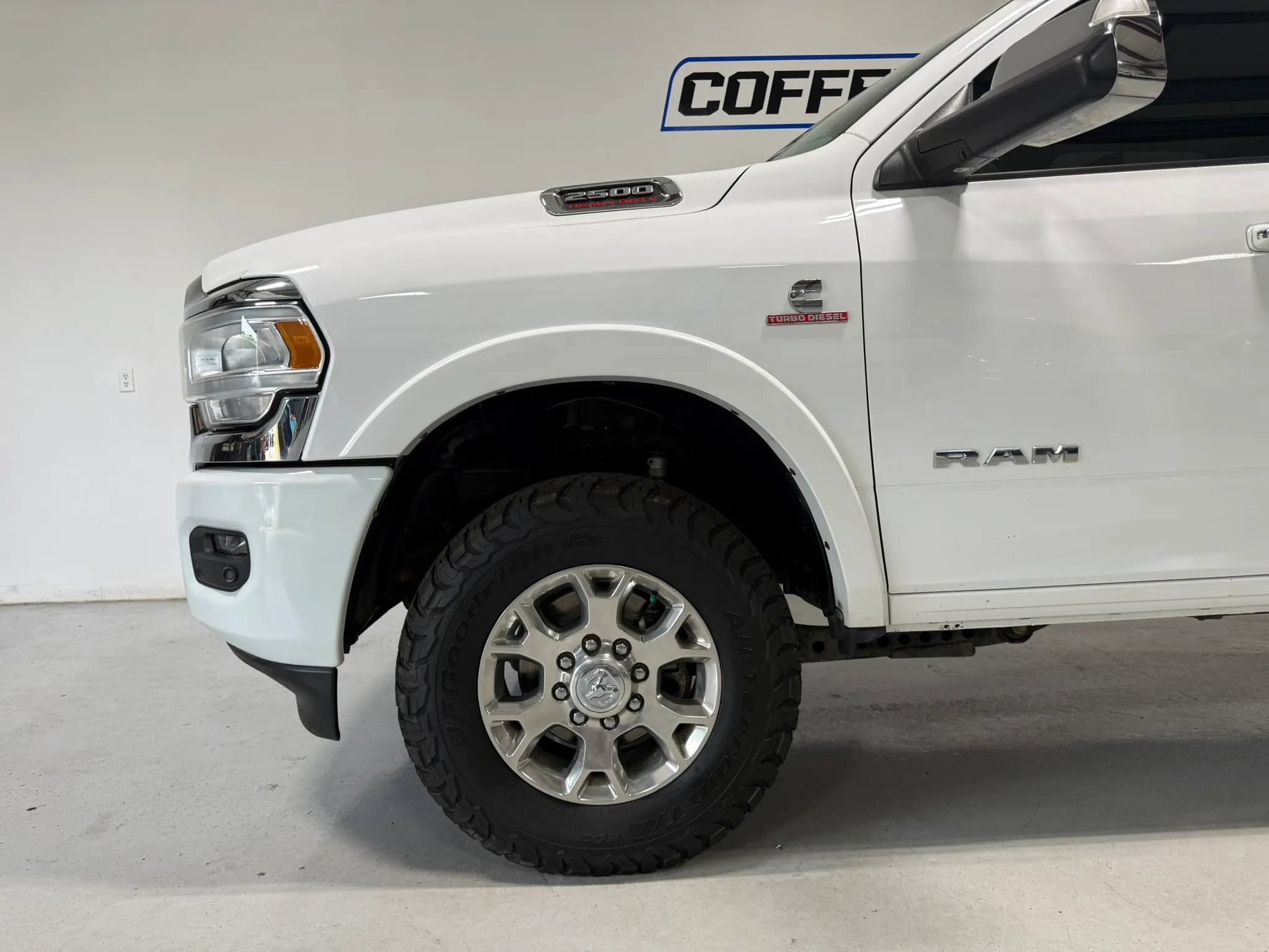 Used 2020 RAM 2500 Laramie w/ Body Color Bumper Group AWD/4WD image 10