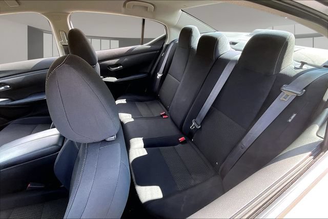 Used 2020 Nissan Sentra S FWD image 20