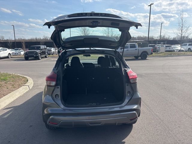 Used 2024 Nissan Kicks SR image 10
