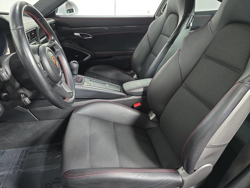 Used 2018 Porsche 911 GT3 RWD image 5