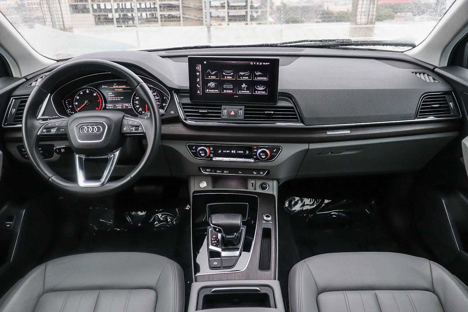 Used 2022 Audi Q5 2.0T Premium w/ Convenience Package image 16