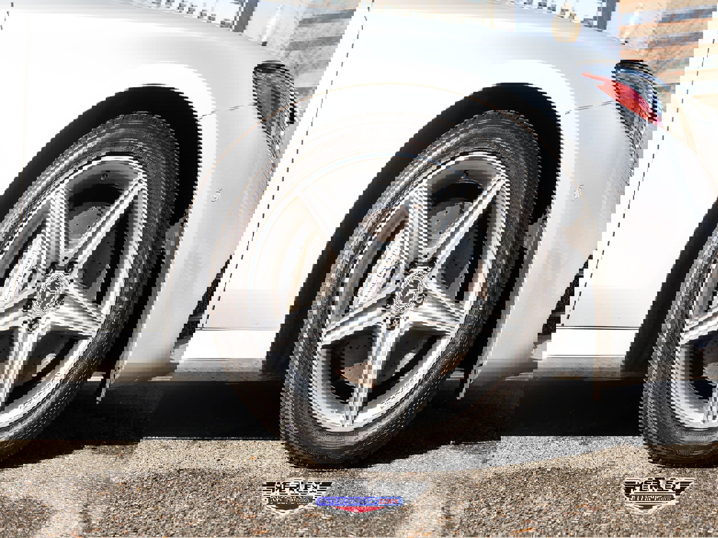 Used 2017 Mercedes-Benz E 300 image 10