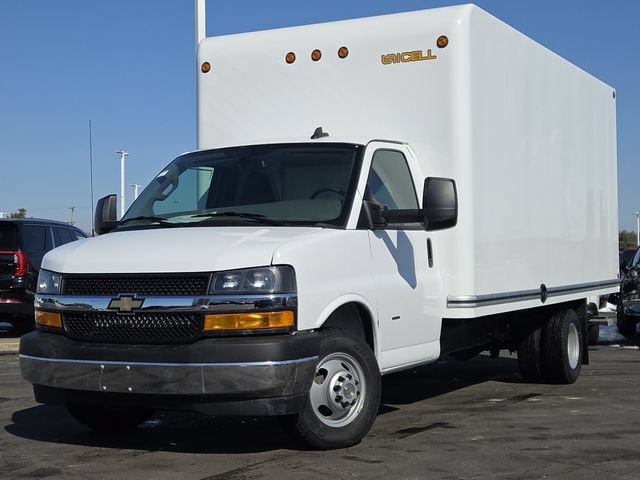 New 2026 Chevrolet Express 3500 w/ Power Convenience Package RWD image 2