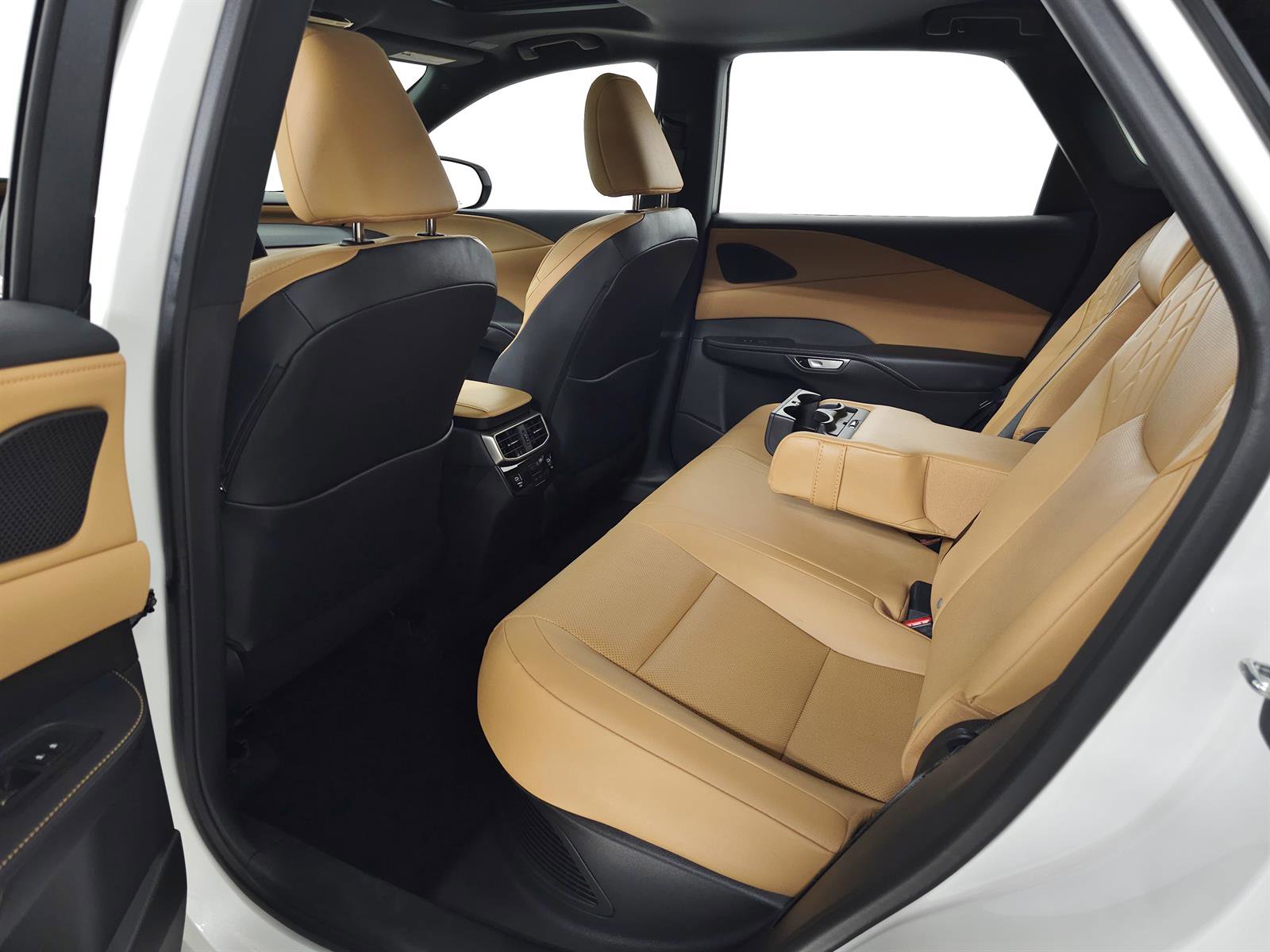 Used 2026 Lexus RX 350h w/ Convenience Package AWD/4WD image 32