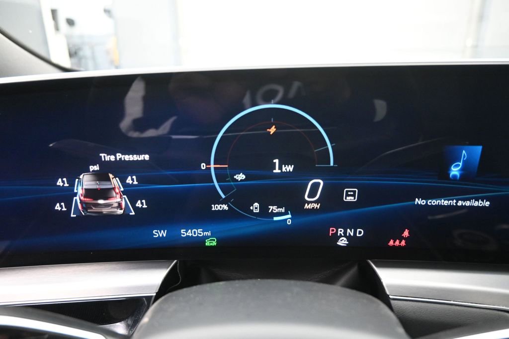 Used 2024 Cadillac Lyriq Sport AWD/4WD image 17