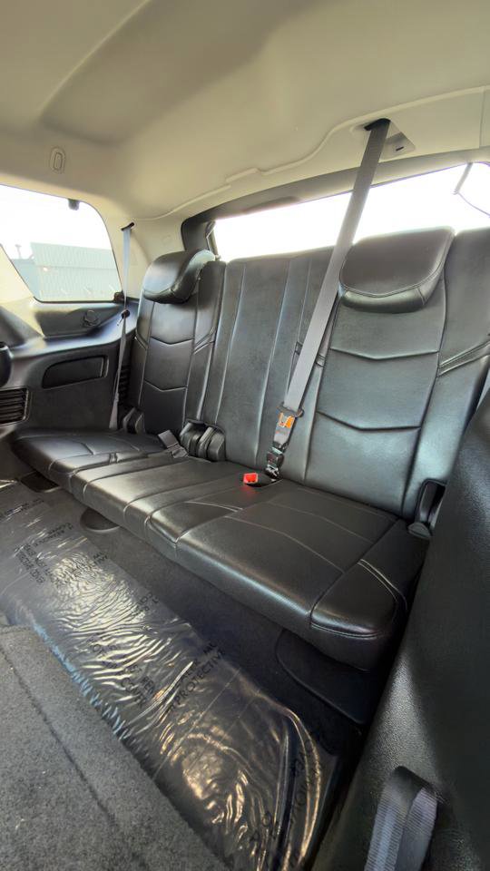 Used 2015 Cadillac Escalade Premium AWD/4WD image 46