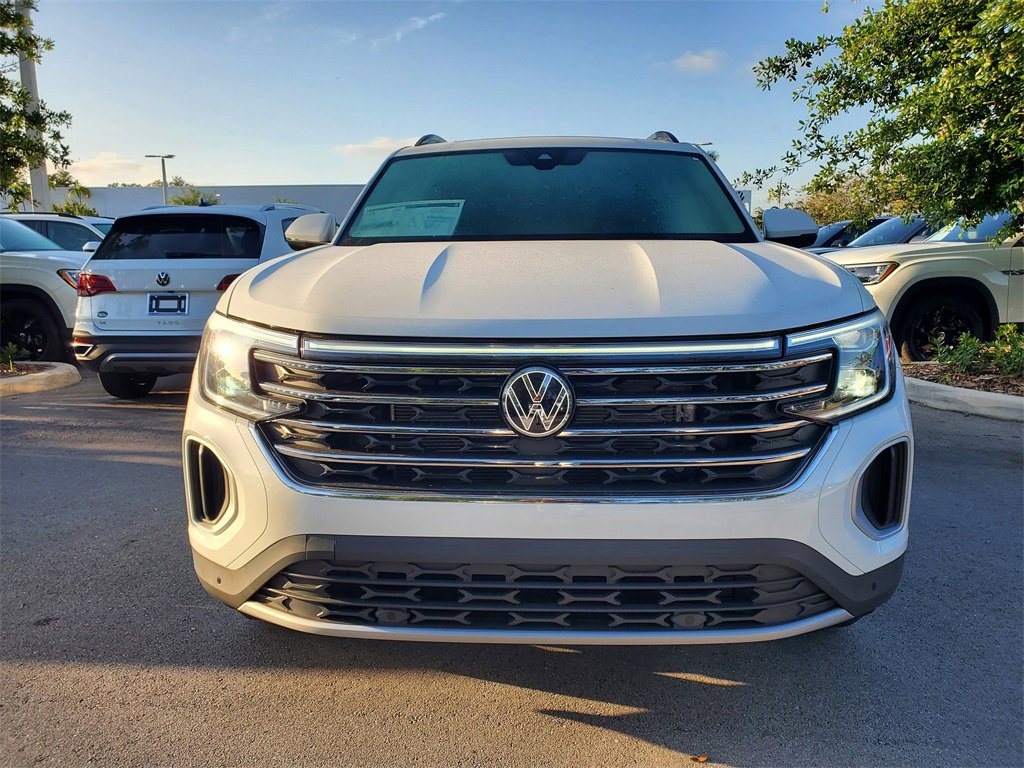 New 2026 Volkswagen Atlas SE image 2