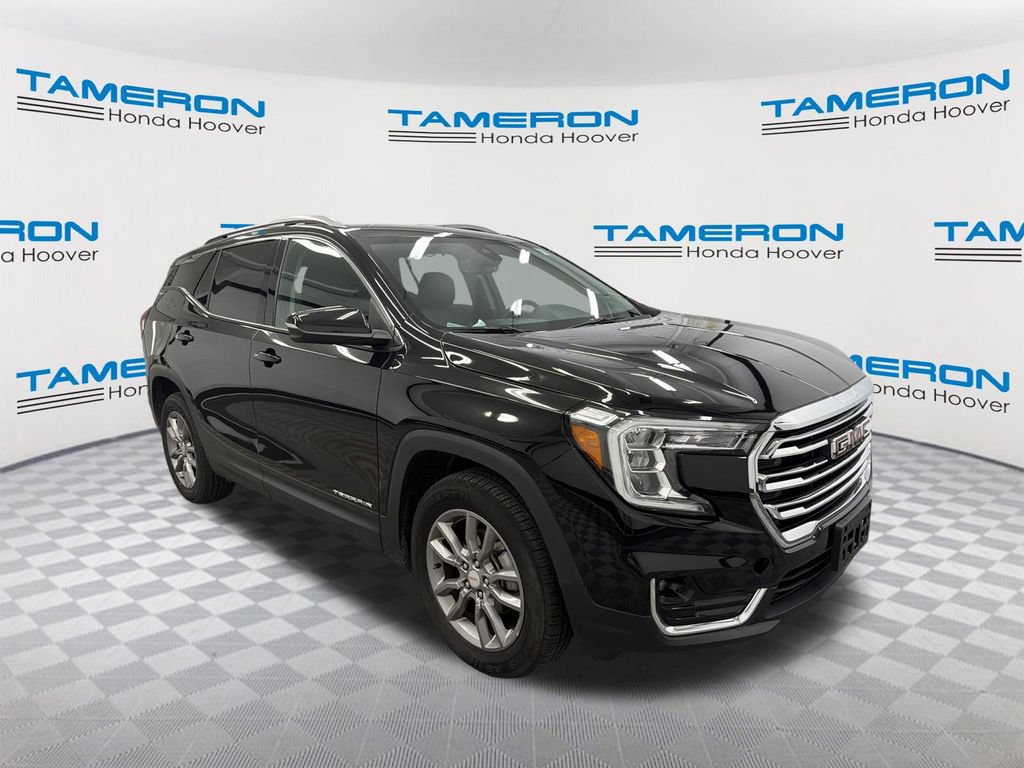 Used 2024 GMC Terrain SLT AWD/4WD image 7