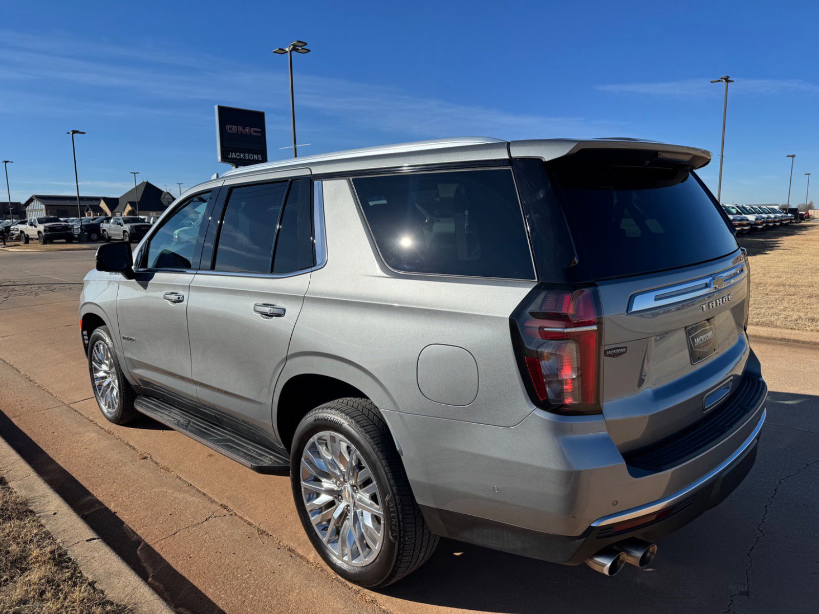 Used 2023 Chevrolet Tahoe High Country w/ Advanced Technology Package AWD/4WD image 4