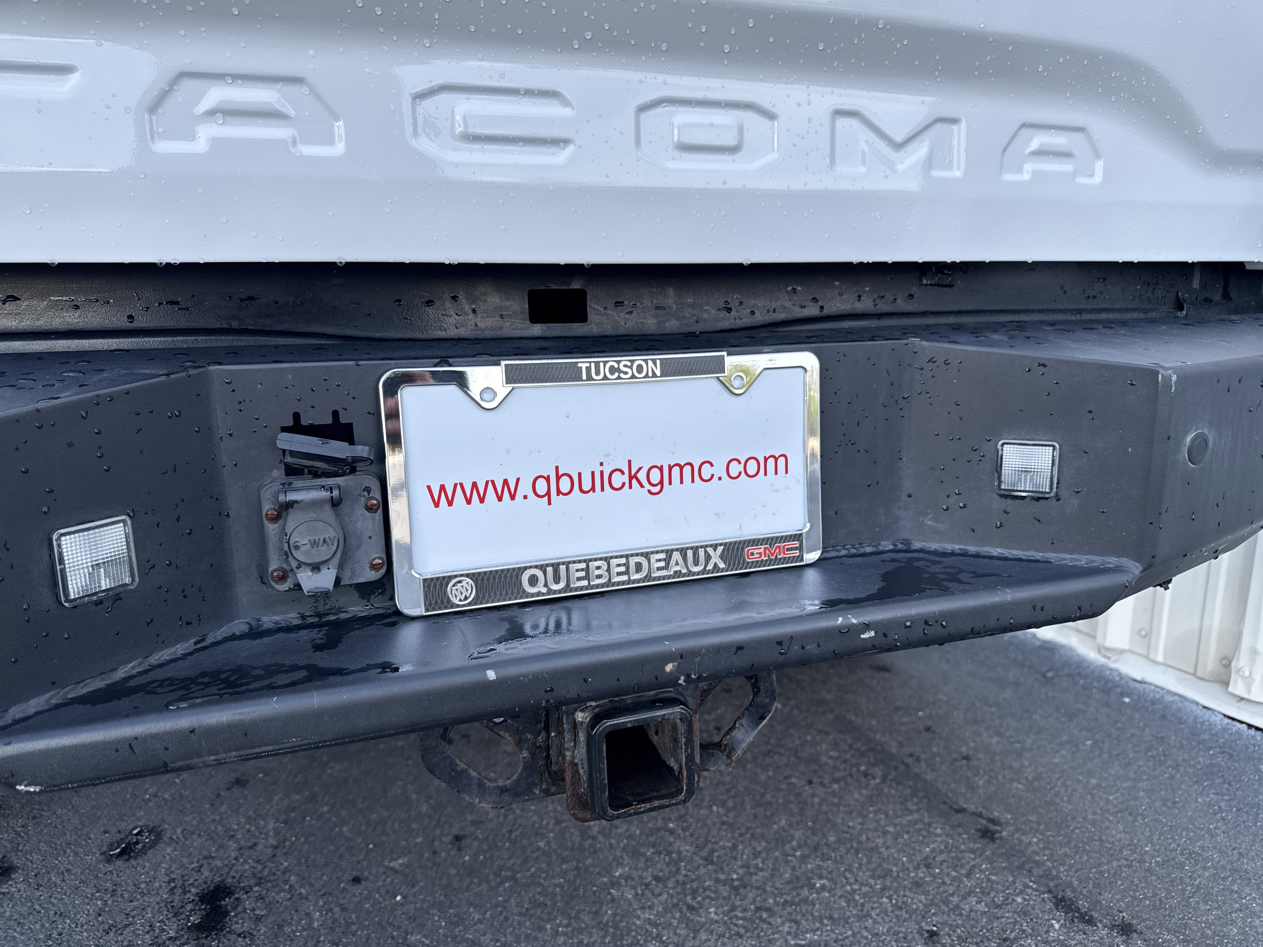 Used 2017 Toyota Tacoma SR5 w/ Tow Package image 8