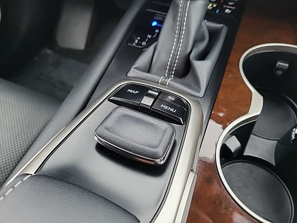 Used 2019 Lexus RX 350 AWD w/ Navigation Package image 32