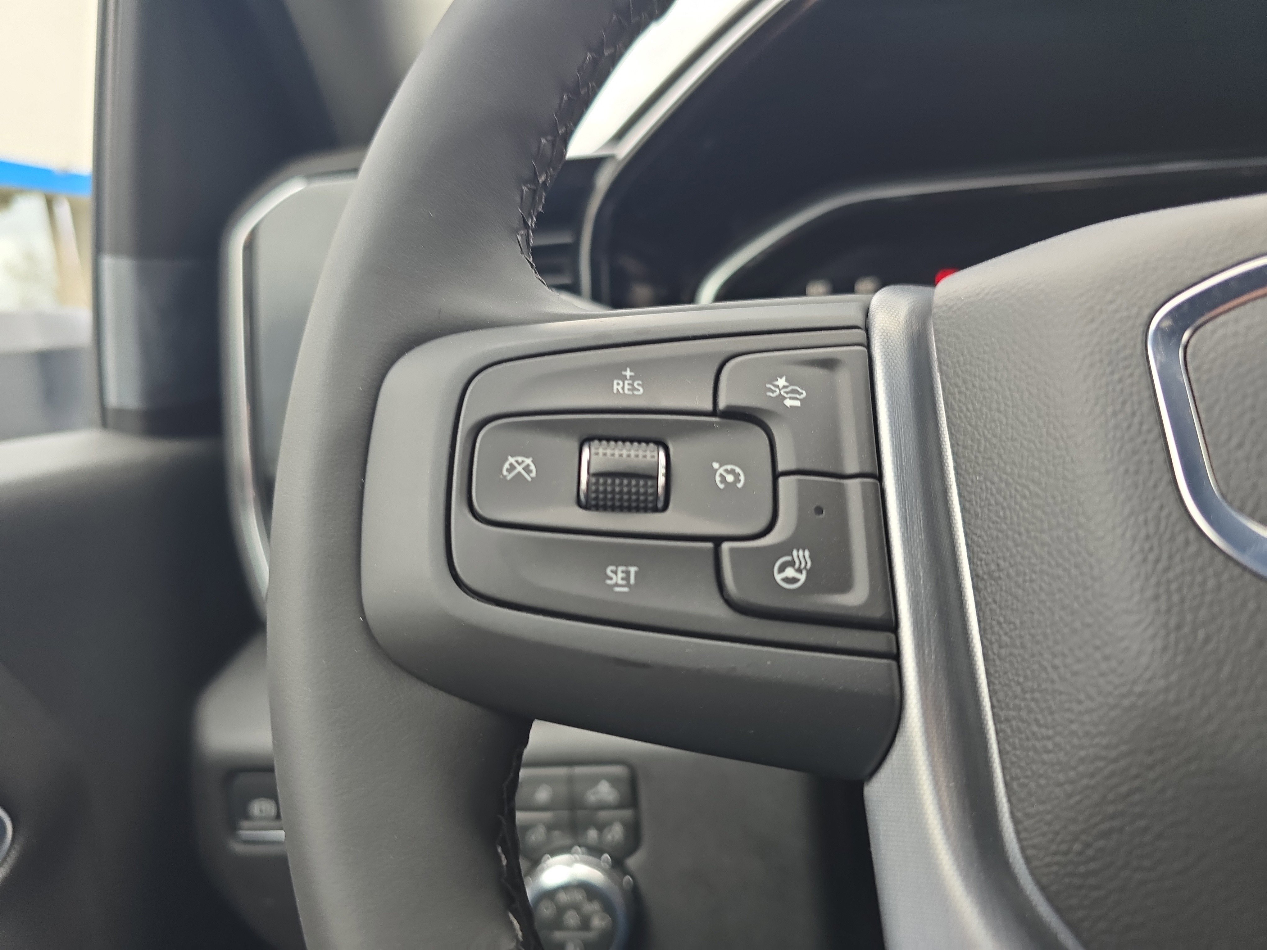 New 2026 GMC Sierra 3500 SLT w/ SLT Convenience Package image 23