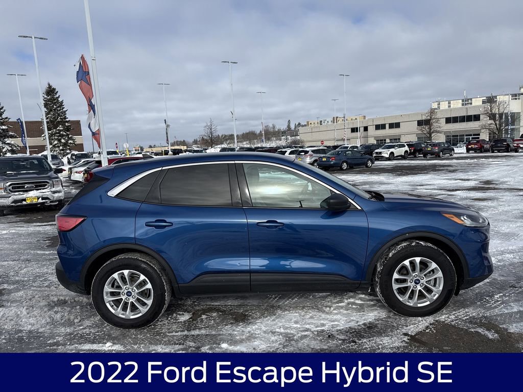 Used 2022 Ford Escape SE w/ Cold Weather Package image 6
