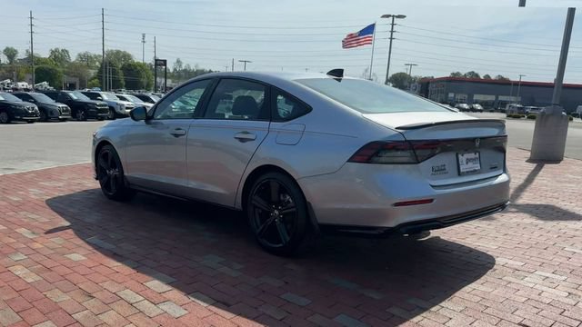 Used 2024 Honda Accord Sport image 8