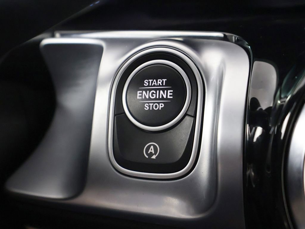 Used 2024 Mercedes-Benz GLB 250 4MATIC w/ Driver Assistance Package image 42