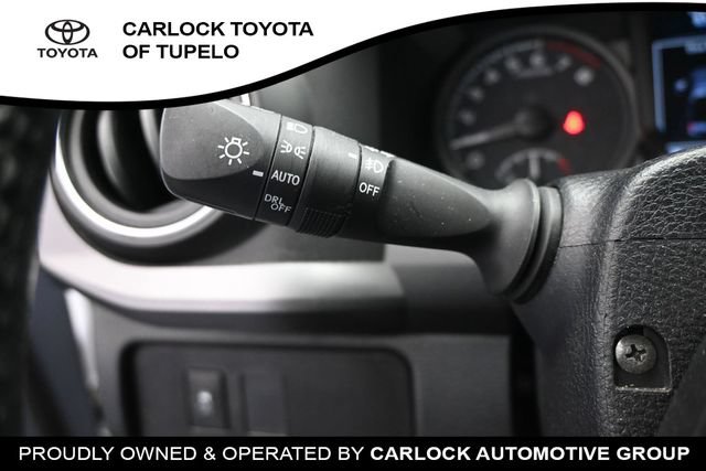 Used 2022 Toyota Tacoma TRD Sport AWD/4WD image 19