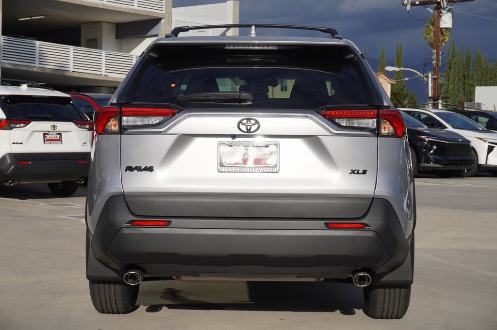 New 2025 Toyota RAV4 XLE image 5