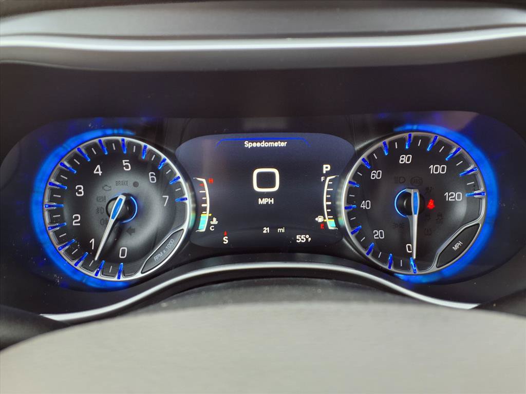 New 2026 Chrysler Pacifica Select FWD image 22