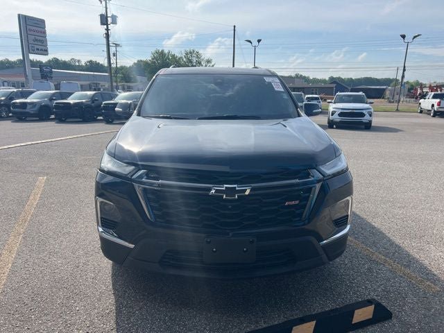 Used 2023 Chevrolet Traverse RS AWD/4WD image 9