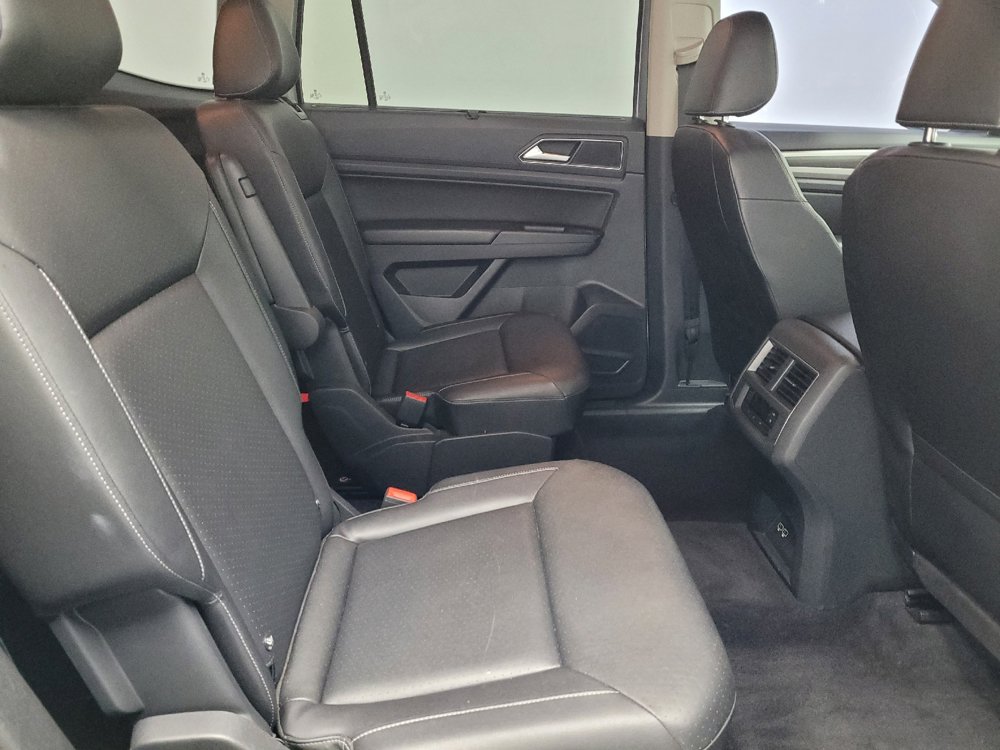 Used 2018 Volkswagen Atlas SEL FWD image 19