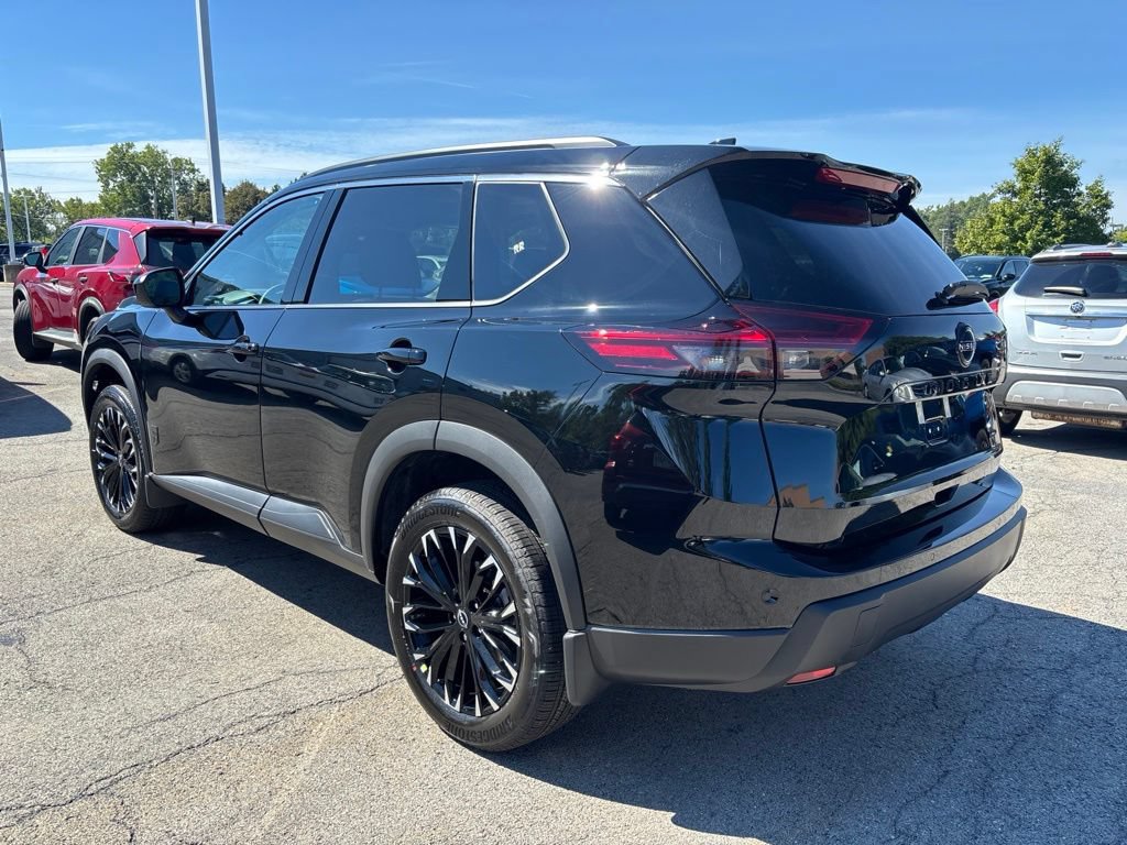 New 2026 Nissan Rogue Dark Armor AWD/4WD image 8