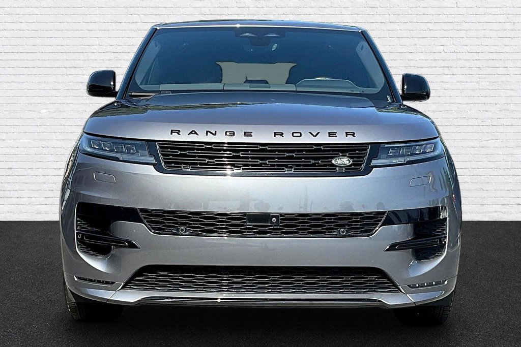 Used 2024 Land Rover Range Rover Sport Dynamic SE AWD/4WD image 2