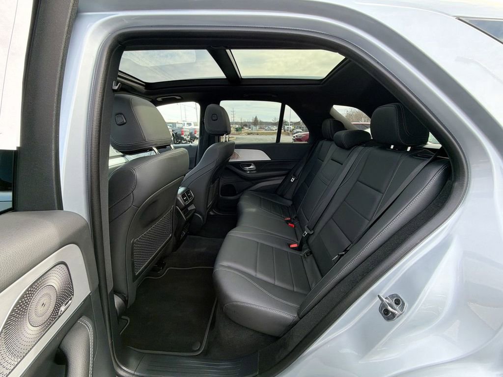 Used 2025 Mercedes-Benz GLE 350 4MATIC image 30